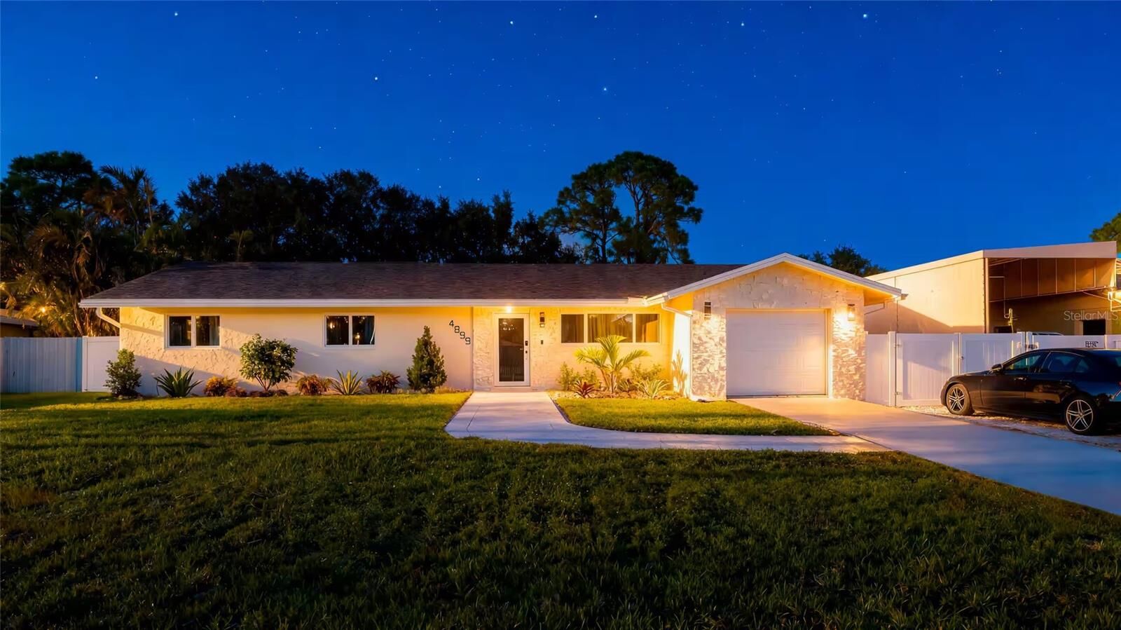 Property Photo: 4899 Canal Dr Lake FL 33463