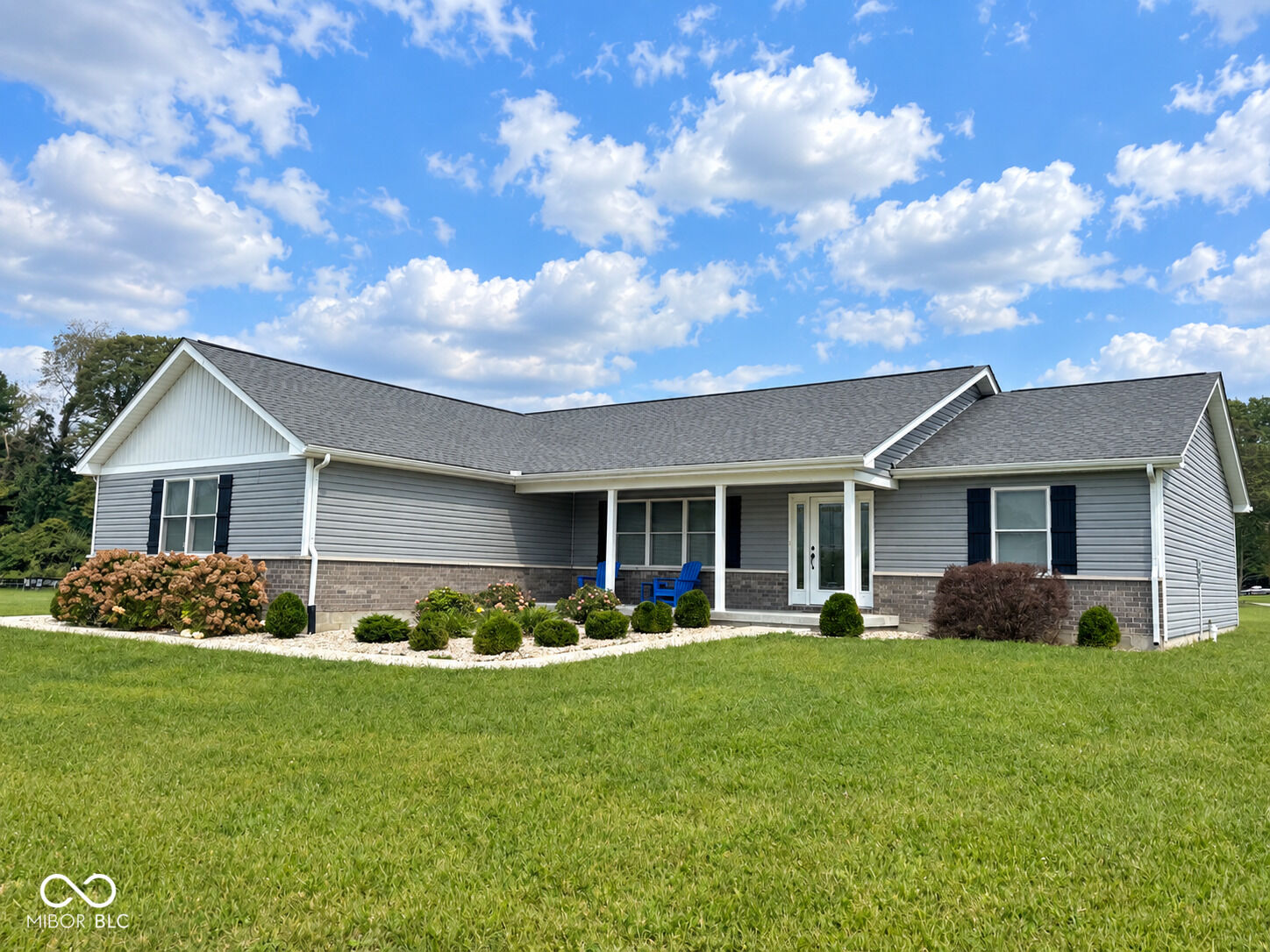 Property Photo: 1562 NE Santee Drive IN 47240