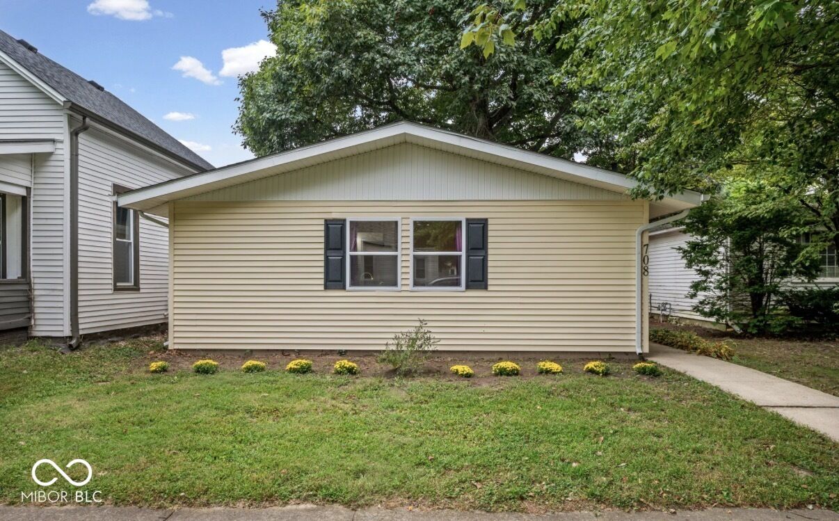 Property Photo:  708 Jefferson Street  IN 47932 