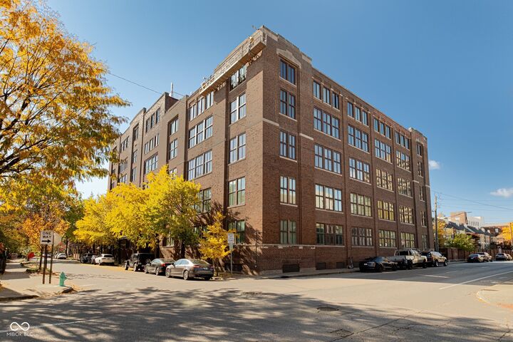 Property Photo: 430 N Park Avenue 309 IN 46202