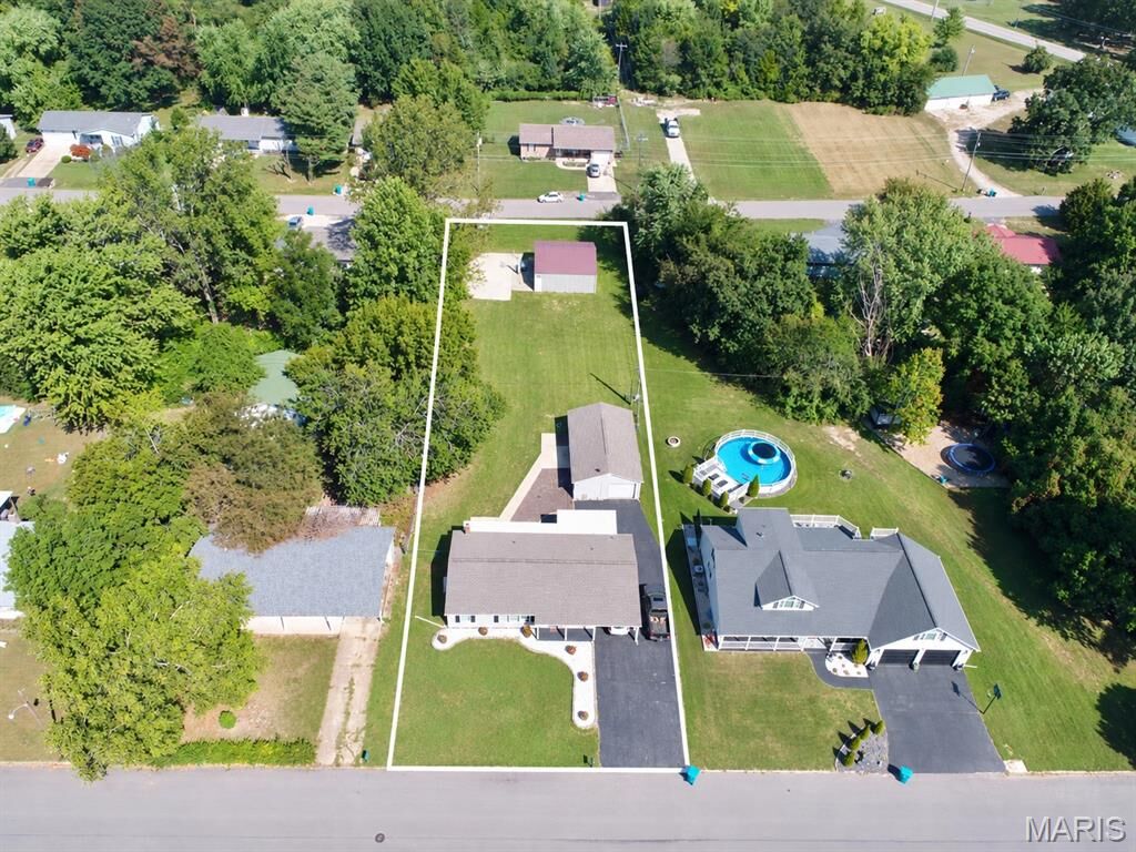 Property Photo:  115 George Street  MO 63080 