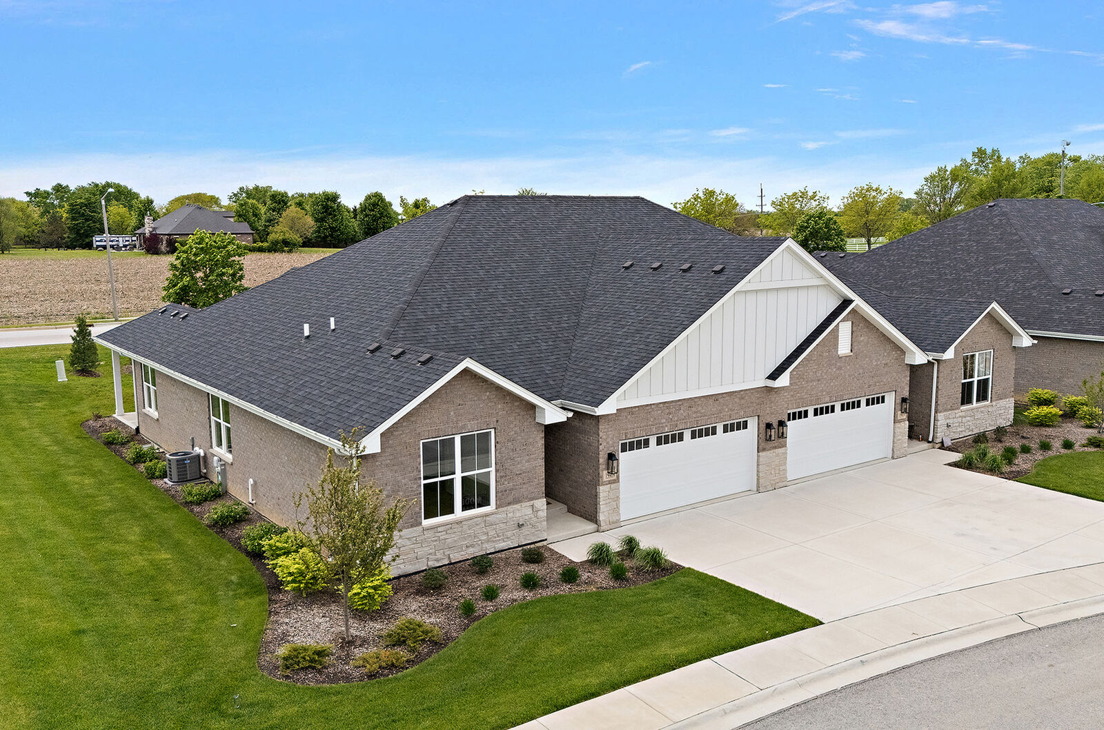 Property Photo: 15929 Prairie View Court T3 IL 60451