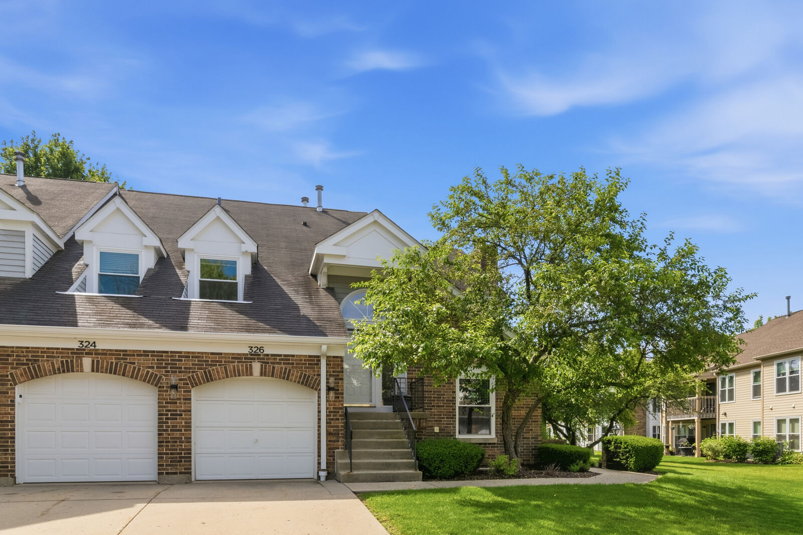 Property Photo:  326 Satinwood Court N 326  IL 60089 