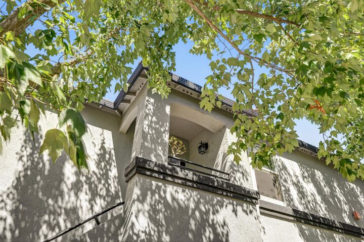 Property Photo: 5201 Laguna Oaks 46 CA 95758
