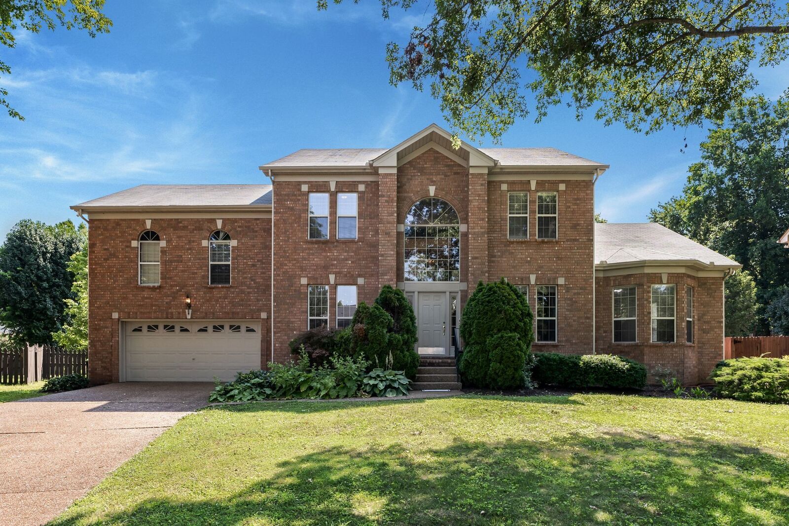 Property Photo:  413 Madia Vale Dr  TN 37221 