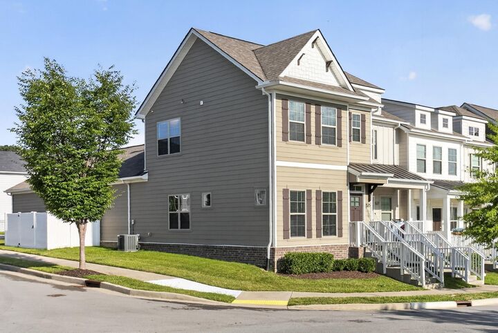 Property Photo:  1525 White Tip Ln  TN 37013 