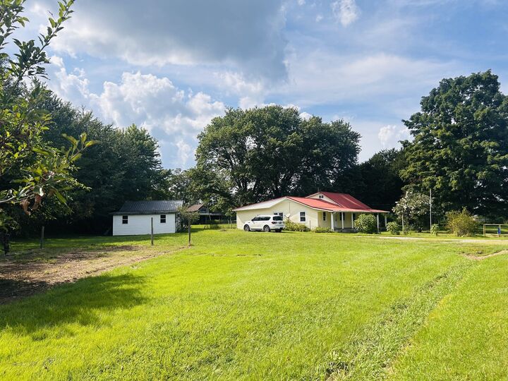 Property Photo: 3595 Powers Bridge Rd TN 37355