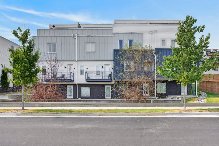 Property Photo: 2133 Goodrich Ave TN 37218