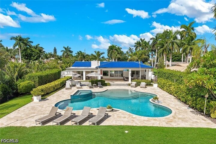 Property Photo: 5327 Nautilus Drive FL 33904
