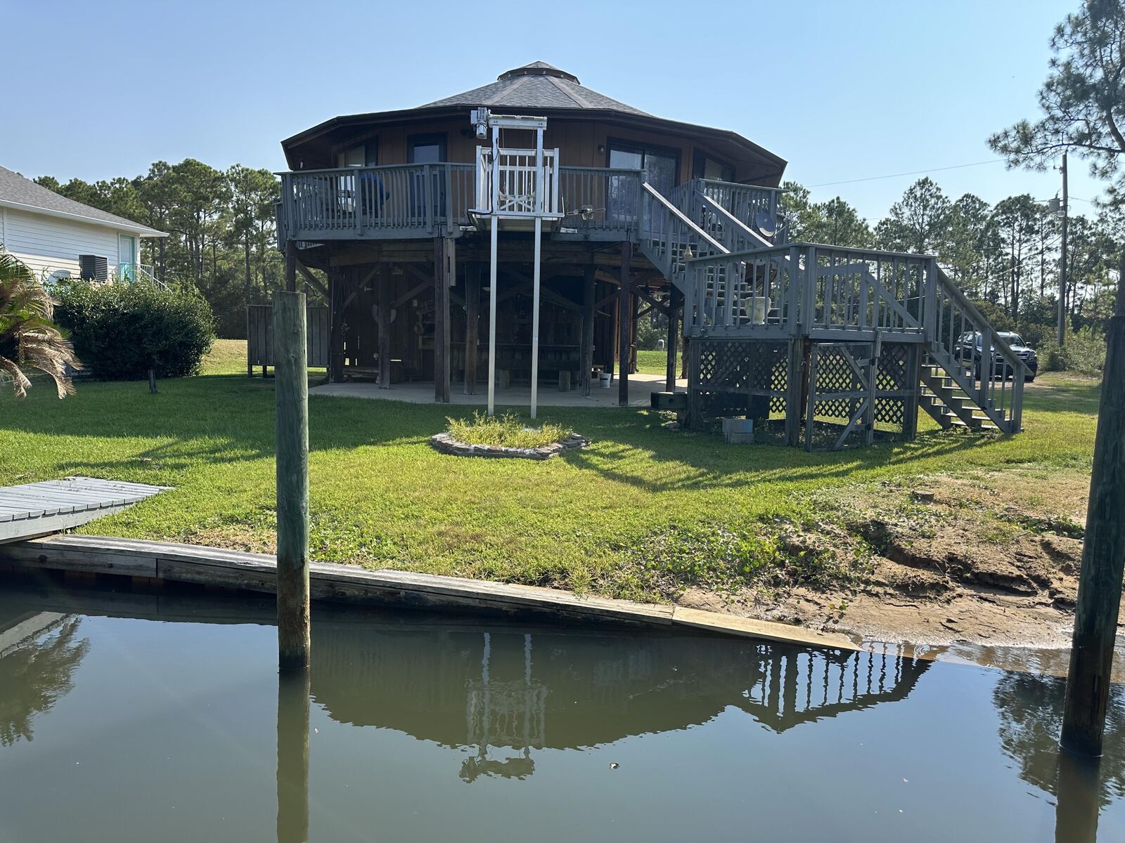 Property Photo:  2633 Bayshore Parkway  FL 32583 