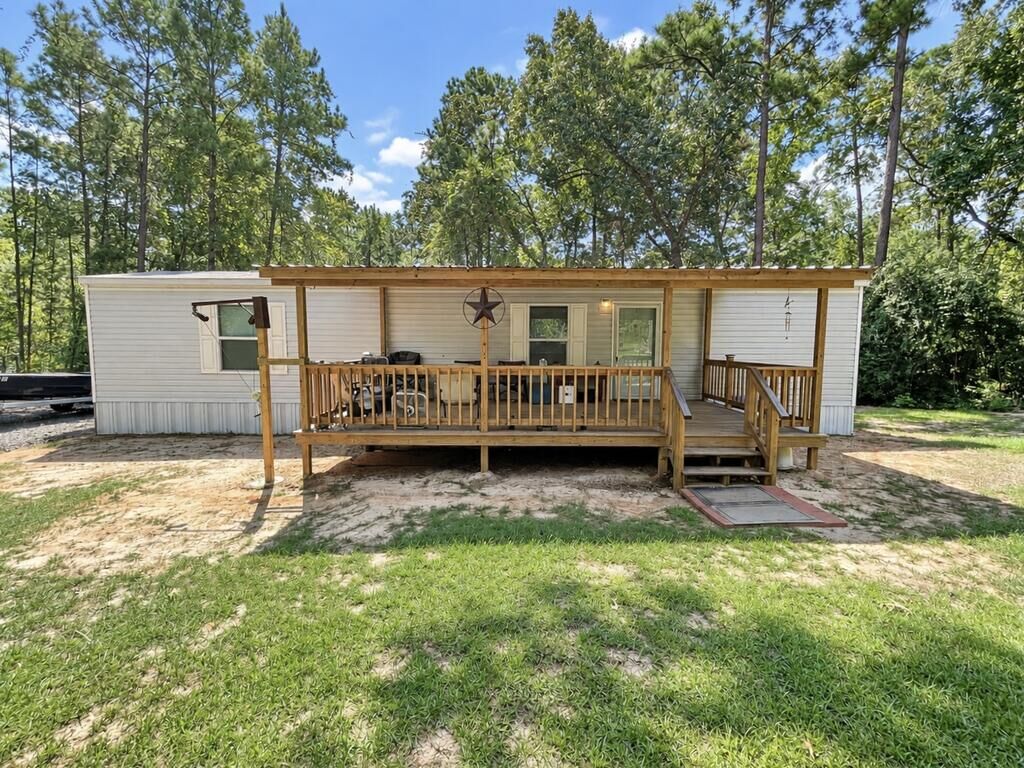 Property Photo: 244 Lakewood TX 75948