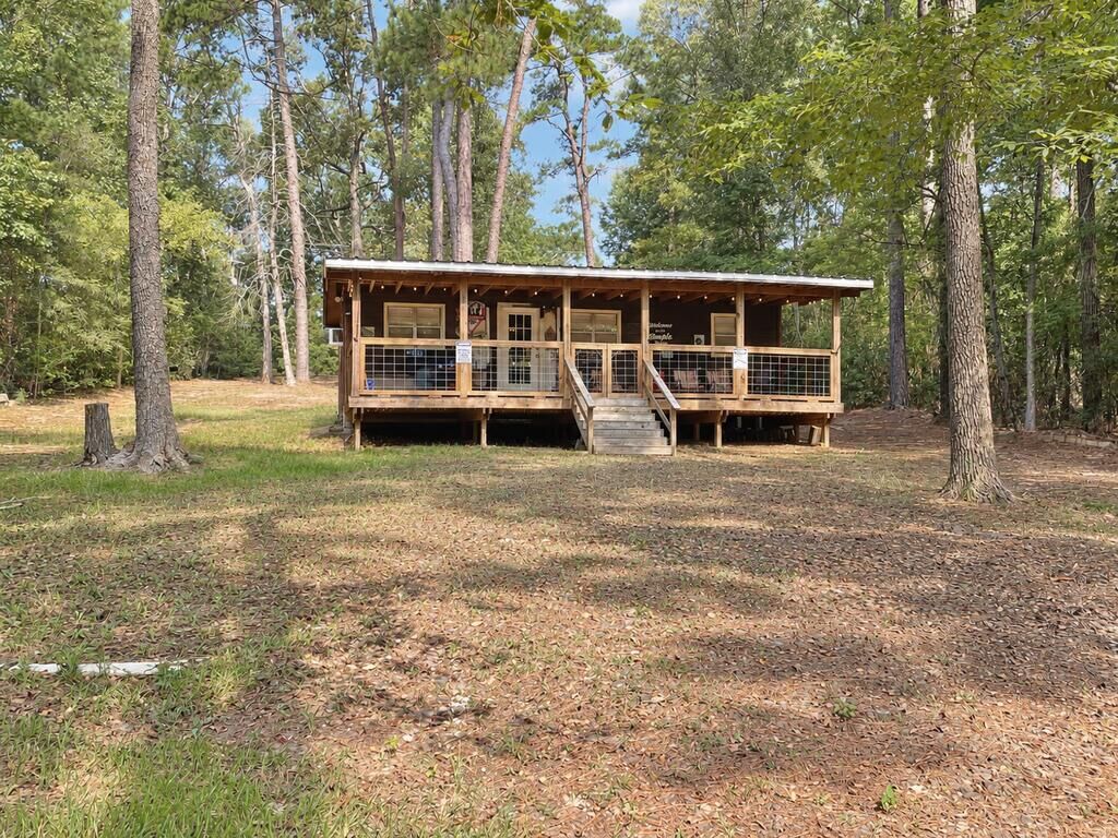 Property Photo:  206 Ridgewood Drive W  TX 75948 