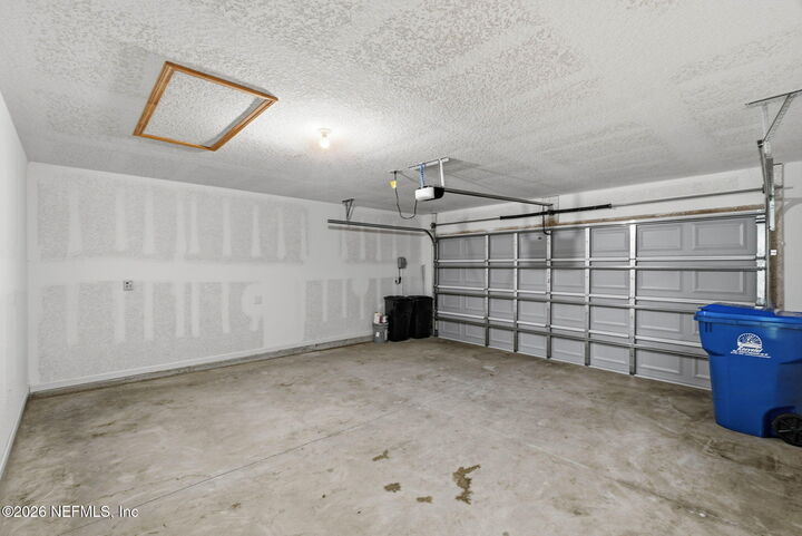 Property Photo:  89 Logrono Court  FL 32084 
