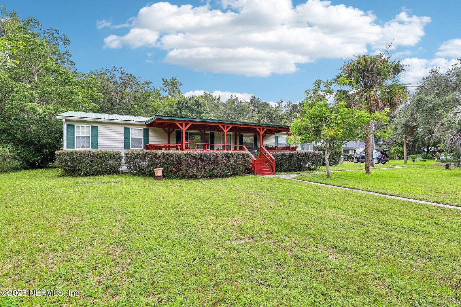 Property Photo:  504 Meadowbrook Farms Road  FL 32043 