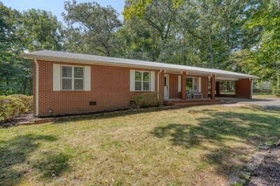 Property Photo:  169 C H Colwell Dr  GA 30512 