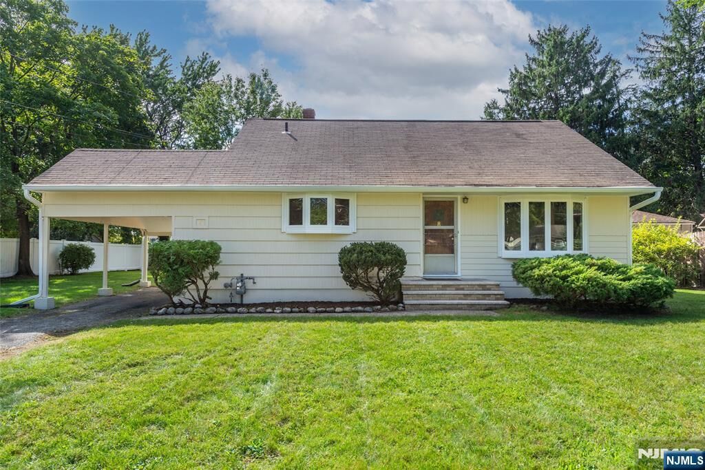 Property Photo:  8 John Street  NJ 07035 
