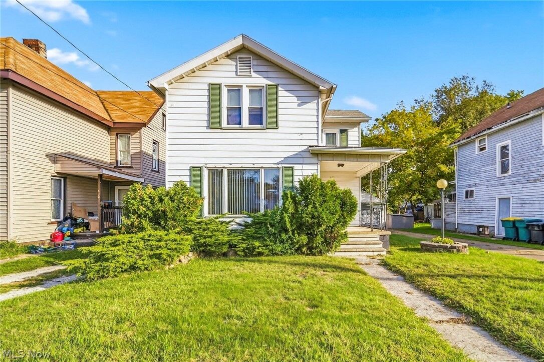 Property Photo:  532 State Street  OH 44030 