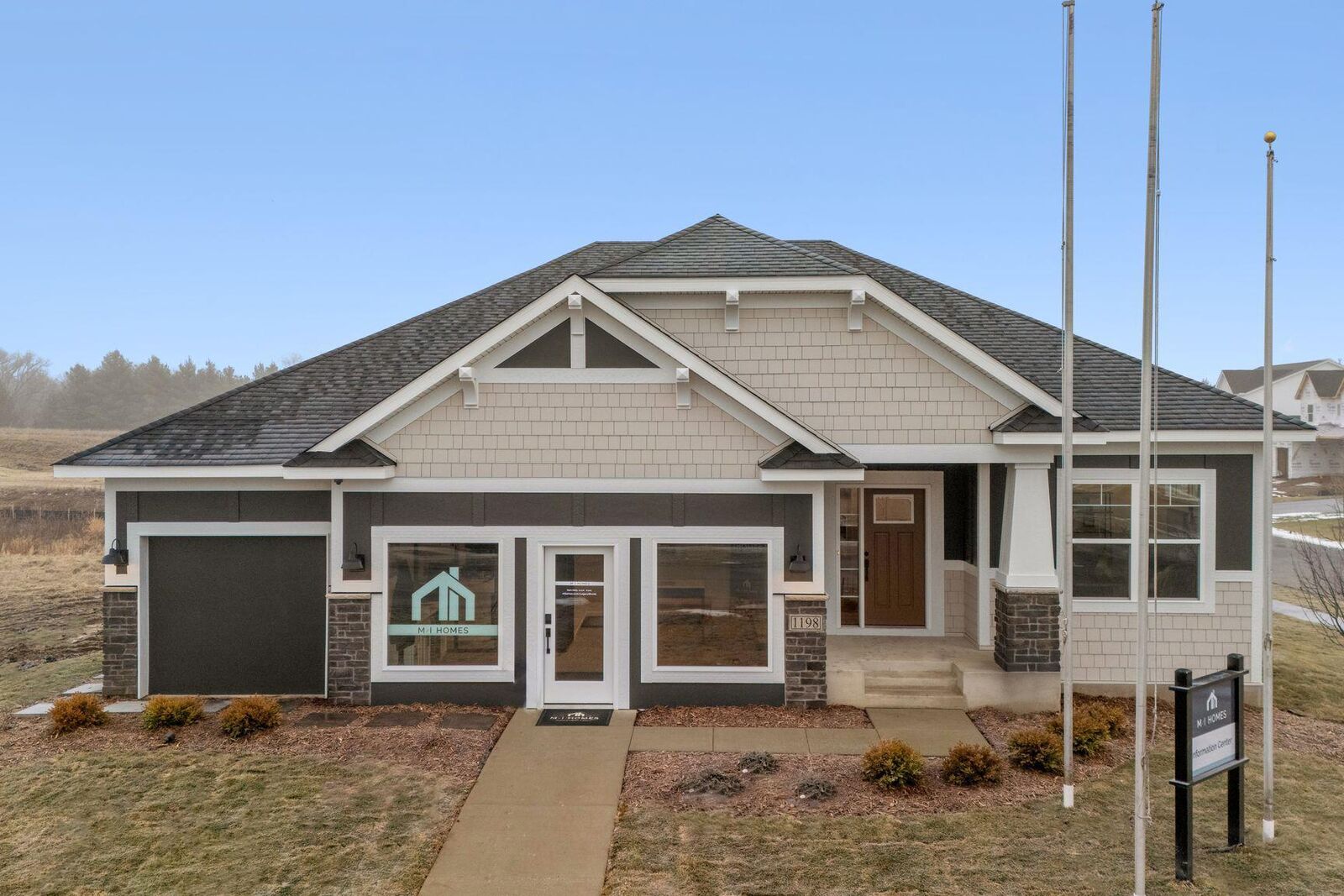Property Photo: 1007 Oakwood Lane MN 55328