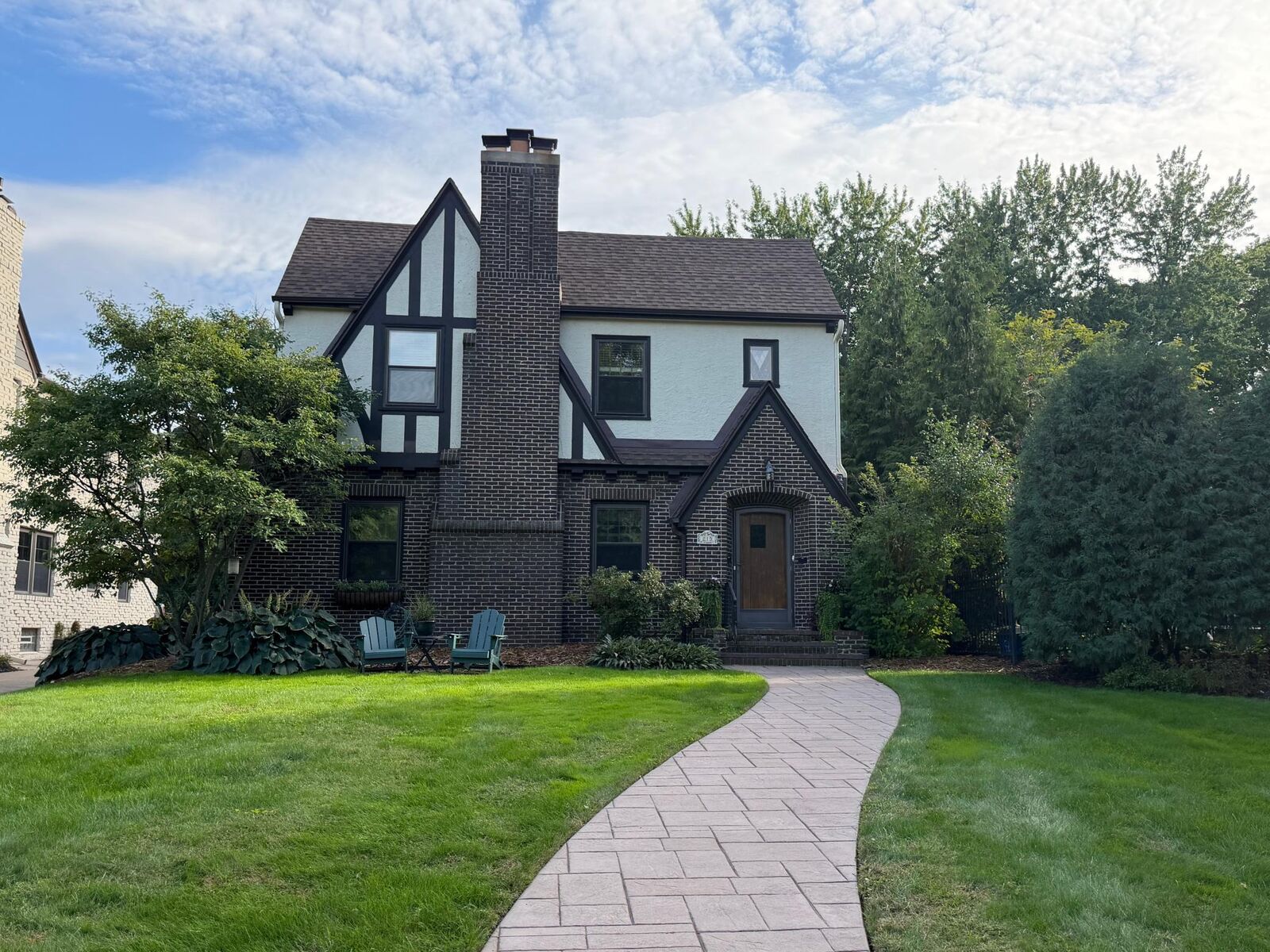 Property Photo: 215 W Minnehaha Parkway MN 55419