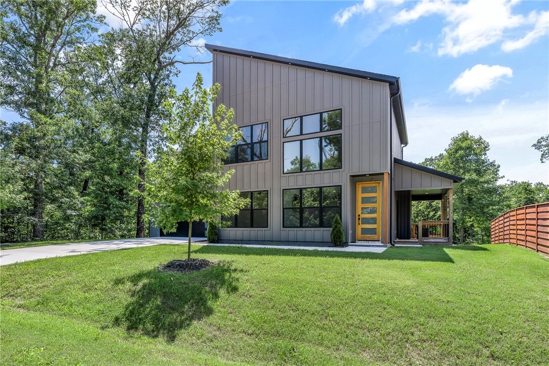 Property Photo: 17 Rupert Lane AR 72715
