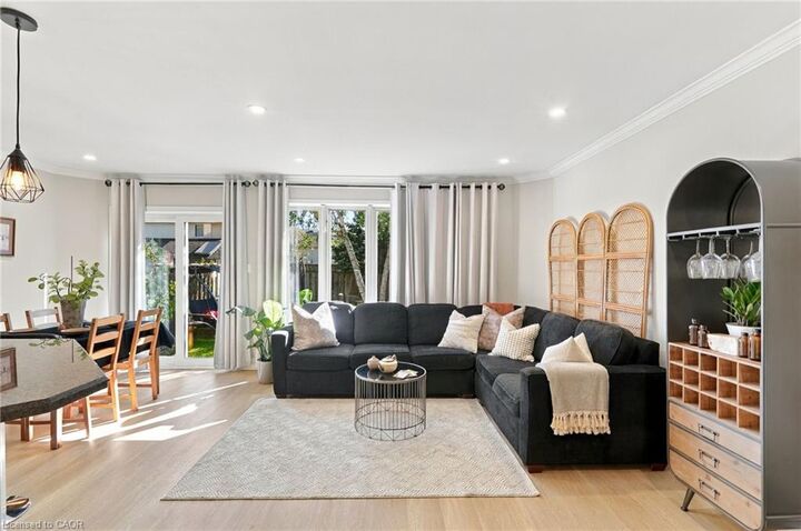 Property Photo:  90 Foxborough Drive  ON L9G 4Z1 