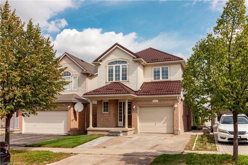 Property Photo:  684 Commonwealth Crescent  ON N2E 4J8 