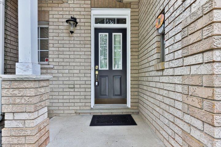 Property Photo:  2152 Greenway Terrace  ON L7M 4L1 
