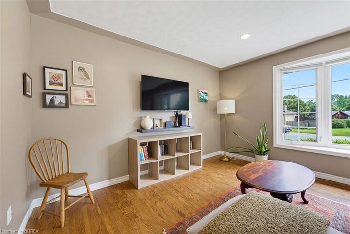 Property Photo:  87 Ball Street  ON N3L 1X7 