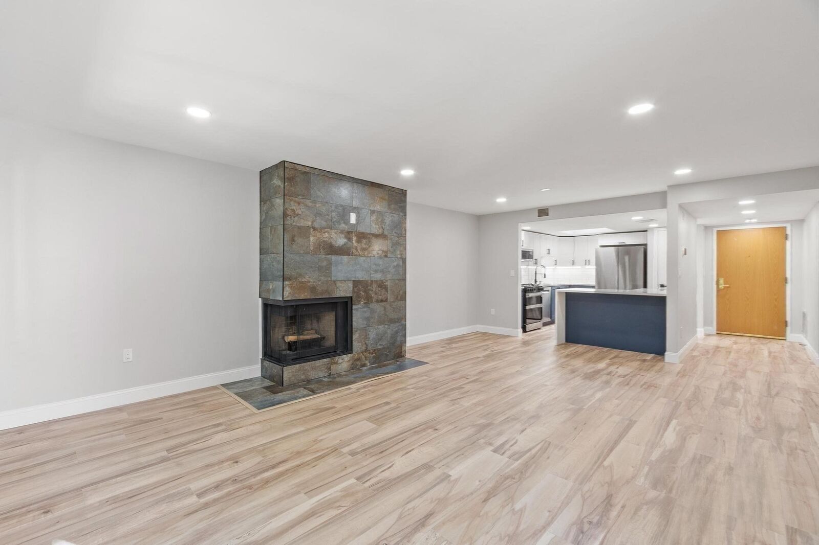 Property Photo: 487 Place Ln 487 MA 01801
