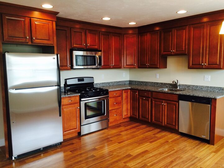 Property Photo:  17 Pratt Street 103  MA 02048 