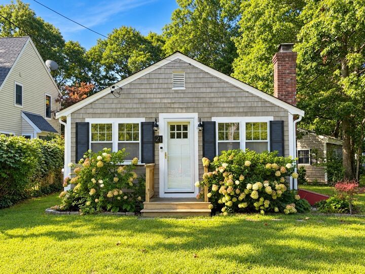 Property Photo:  21 Harborview  MA 02536 