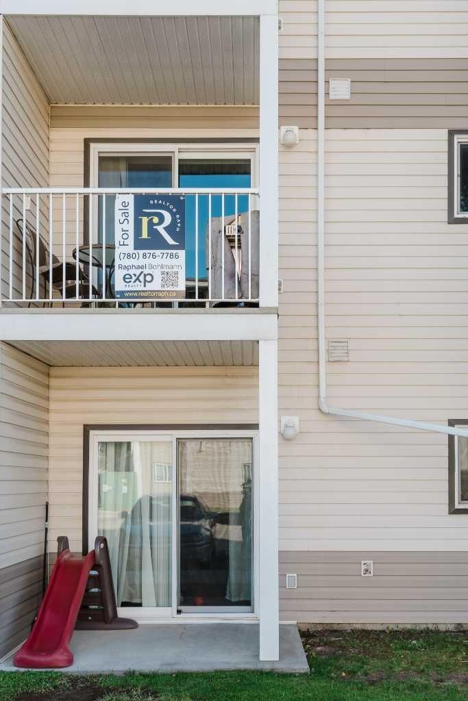 Property Photo:  12015 Royal Oaks Drive 202  AB T8V 2K8 
