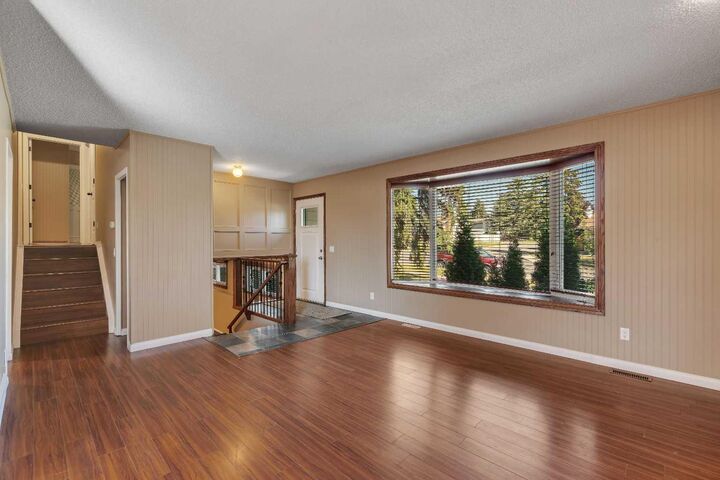 Property Photo:  335 Queensland Drive SE  AB T2J 3R6 
