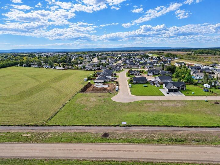 Property Photo:  10723 110 Street  AB T0H 2H0 