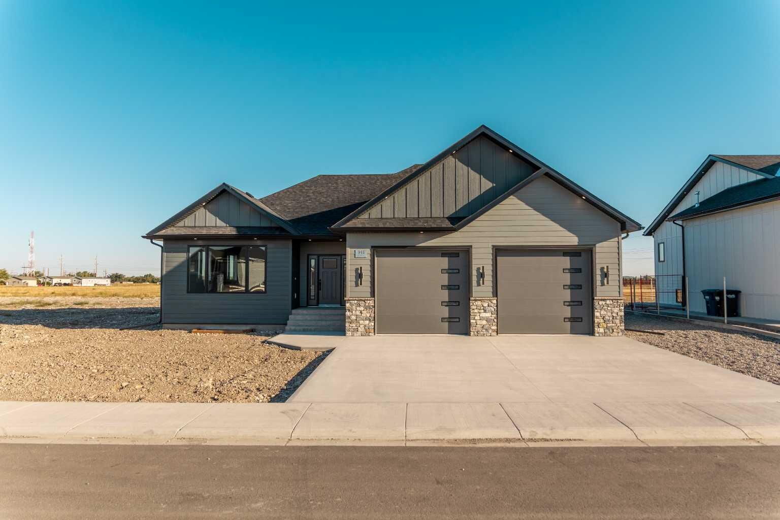 Property Photo:  941 Willow Lane  AB T0L 0Z0 