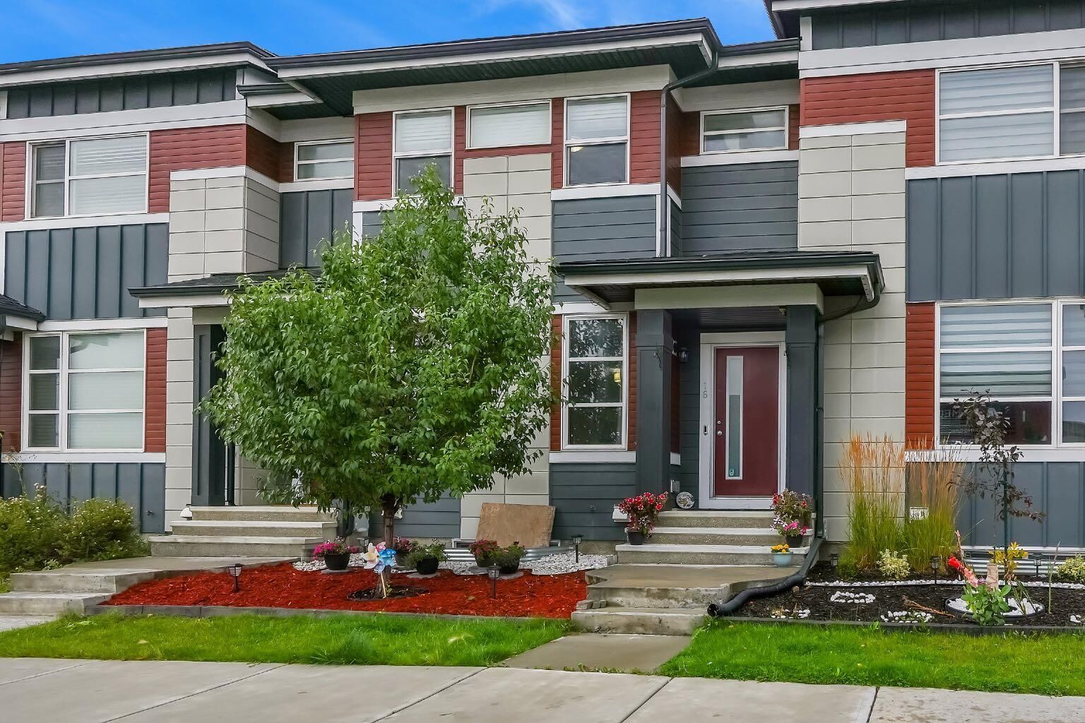 Property Photo: 16 Skyview Circle NE AB T3N 0V3