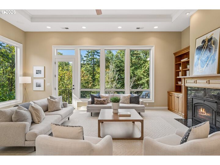 Property Photo: 9723 NW Henry Ct OR 97229