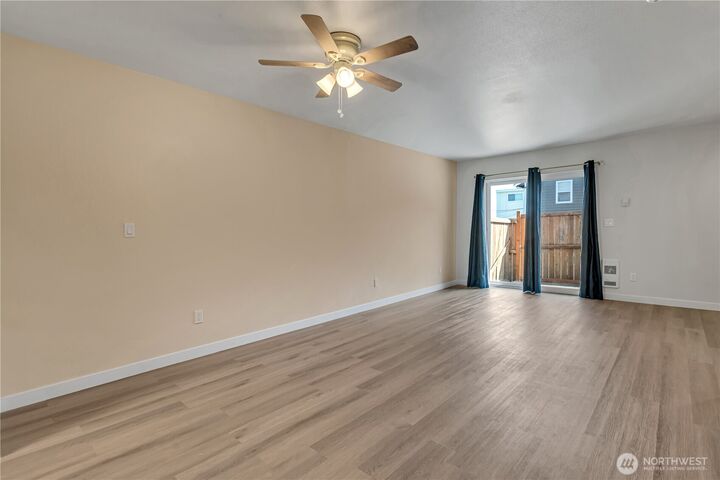 Property Photo:  1939  I Street C  WA 98405 