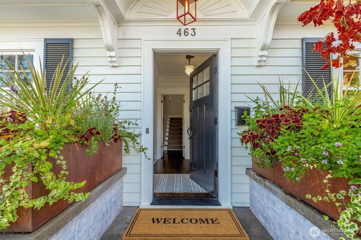 Property Photo: 463 Lynn Street WA 98109