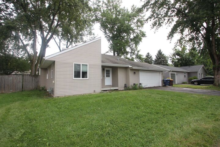 Property Photo:  1822 14th Street  IL 61008 