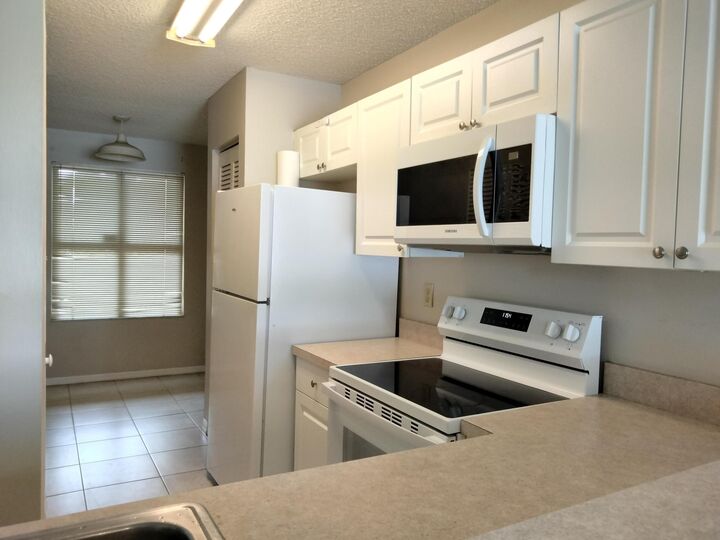 Property Photo: 13113 Glenmoor Drive 13113 FL 33409