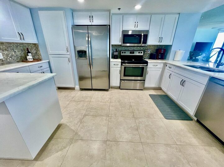 Property Photo:  2700 N Highway A1a 702  FL 34949 