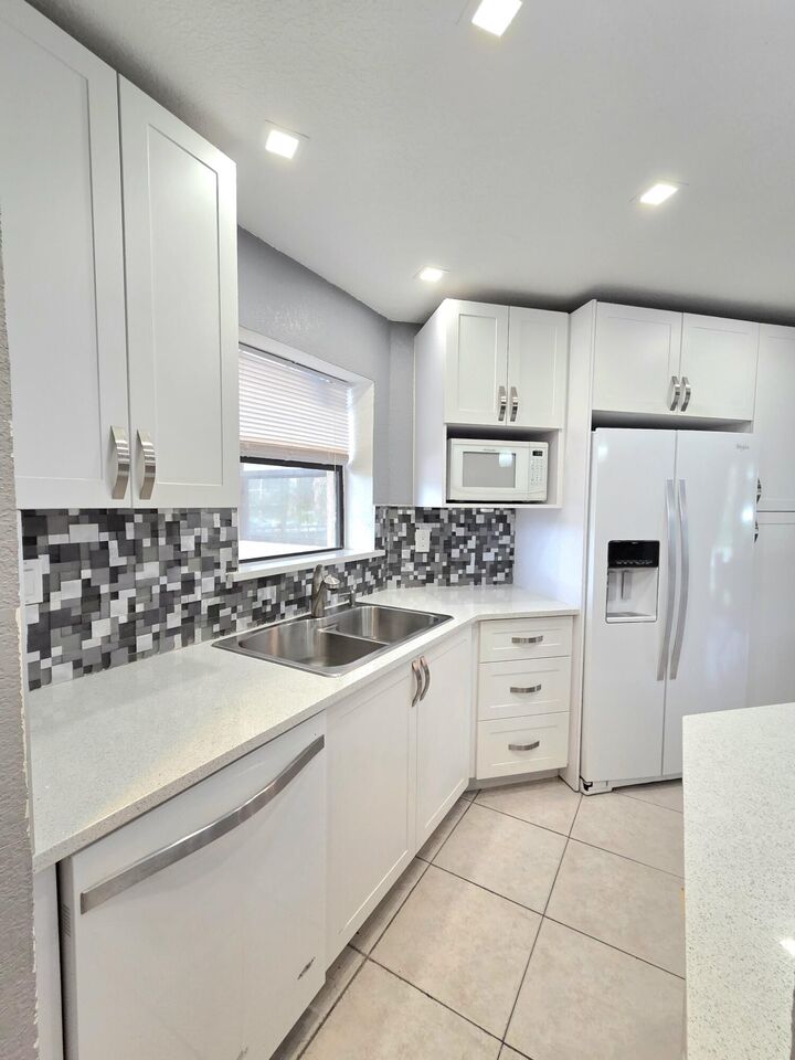 Property Photo: 6655 W Broward Boulevard 203 FL 33317