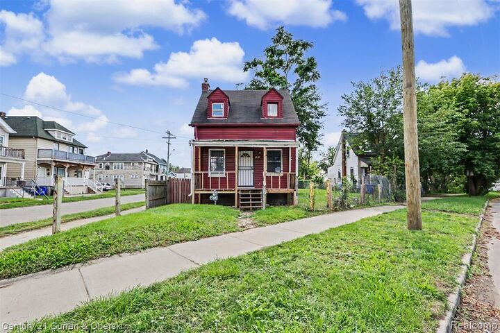 Property Photo: 2528 Woodmere Street MI 48209