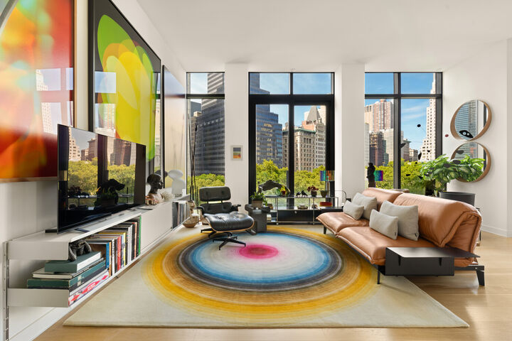 Property Photo:  33 Park Row 6B  NY 10038 