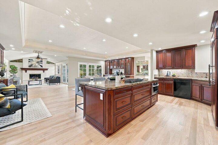 Property Photo:  2611 Aragon Way  CA 95125 
