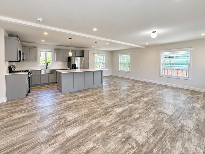 Property Photo: 107 Crespi Circle 107 CA 95076