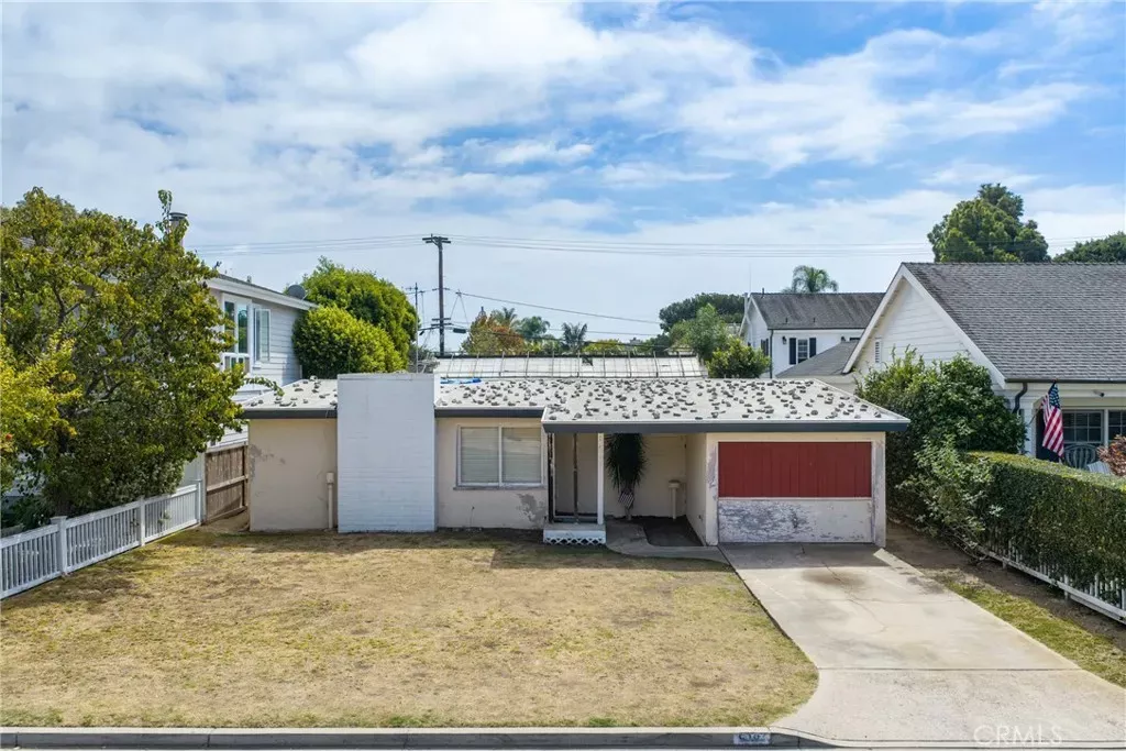 Property Photo: 518 Fullerton CA 92663