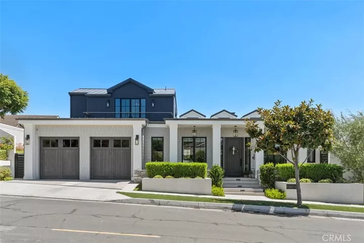 Property Photo:  1030 Sandcastle Drive  CA 92625 