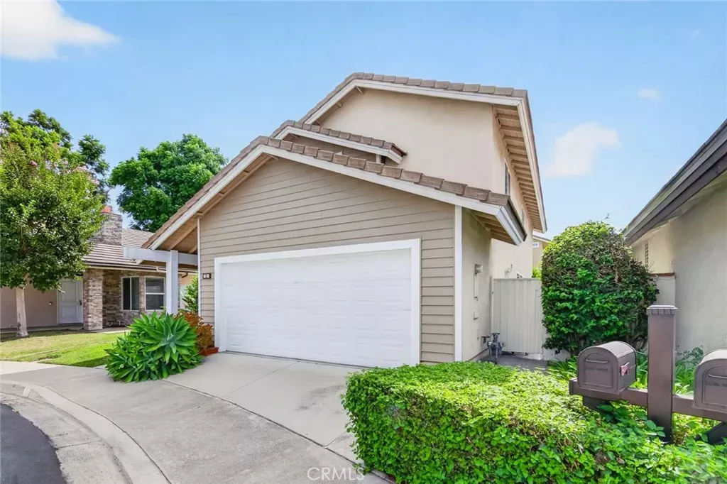 Property Photo: 12 Shenandoah CA 92620